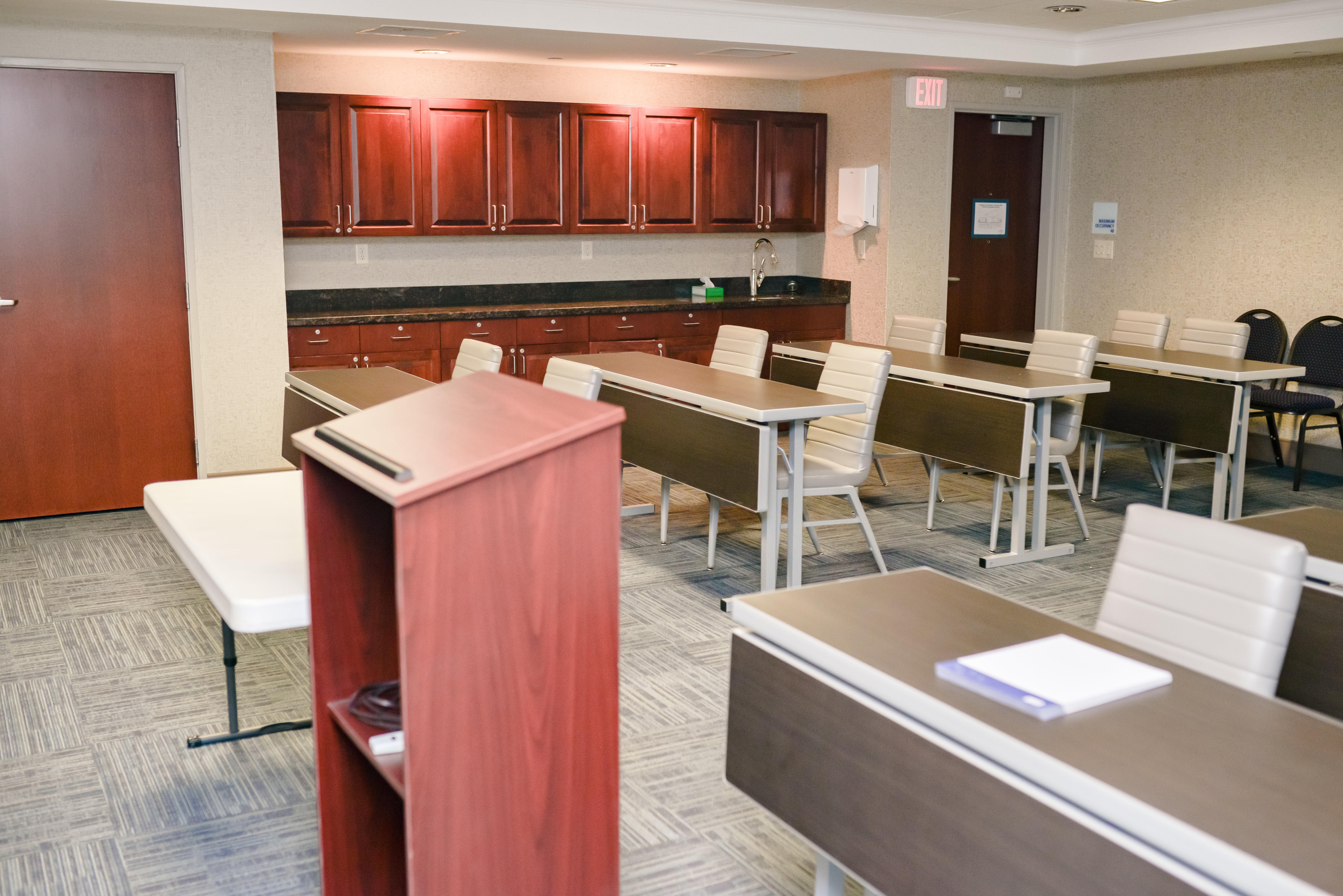Holiday Inn Express Winona By Ihg Экстерьер фото